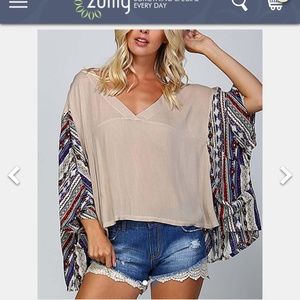 Brand new women top Zulily aztec print M